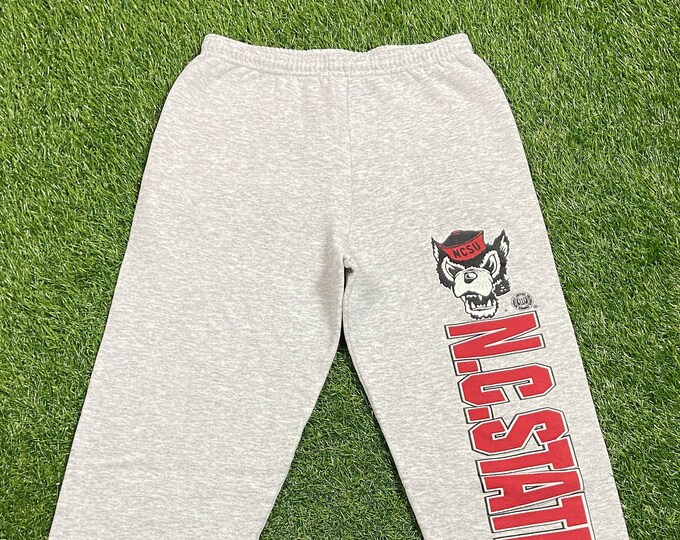Vintage NC State University WolfPack Sweat Pants Lee Made USA Size Medium M NCAA College Basketball 1990s 90s