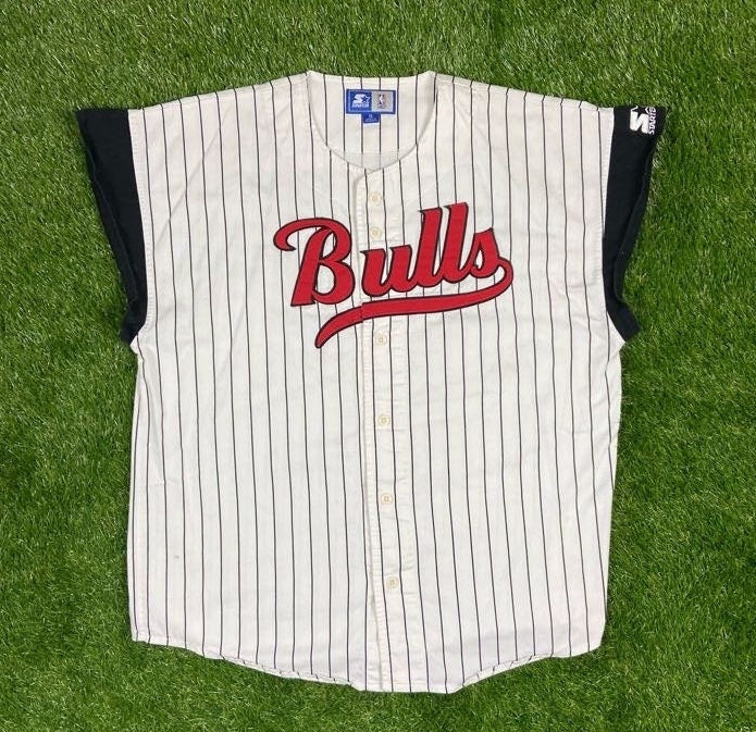 Men's Starter White Chicago Bulls Scout Baseball Fashion Jersey