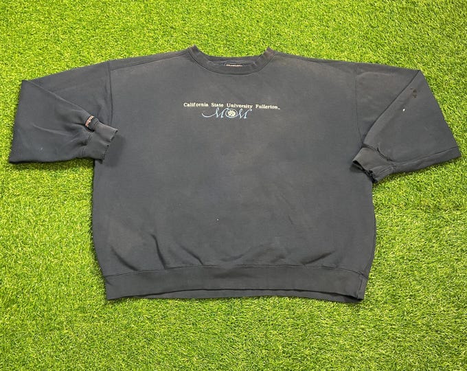 Vintage California State University Fullerton Mom Crewneck Sweatshirt Size Xtra Large XL NCAA College Football Cal State 1990s 90s