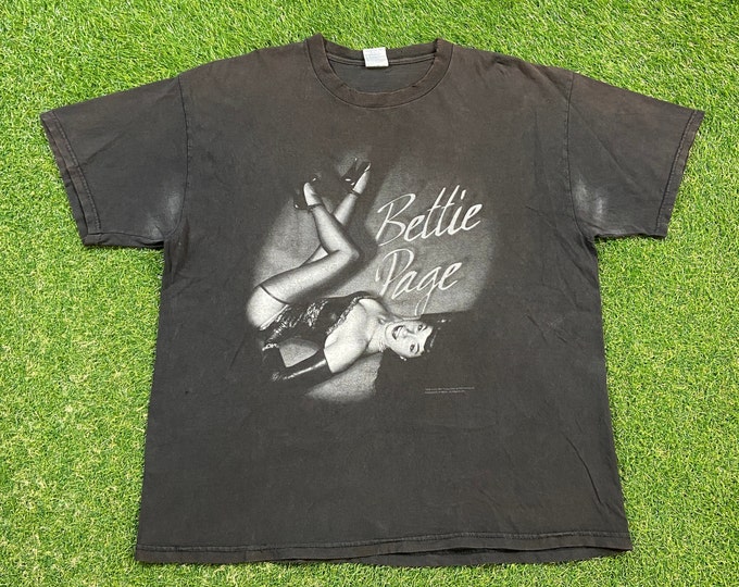 Vintage Bettie Page T Shirt Tee Delta Size Xtra Large XL 1950s Classic Pin Up American Model 1990s 90s