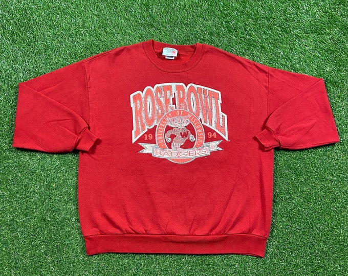 Vintage University of Wisconsin Badgers Crewneck Sweatshirt Made USA Size XXL 2XL NCAA College Football Bucky Badger 1990s 90s Pull Over