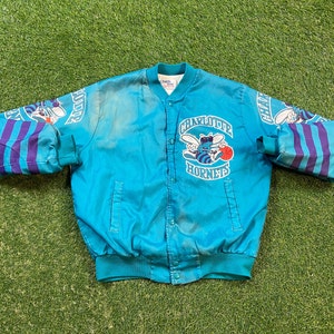Vintage Charlotte Hornets bomberjacka Chalk Line Tillverkad i USA Storlek Medium M NBA Basketball North Carolina NC J. Cole 1990-talet 90-talet bild 2