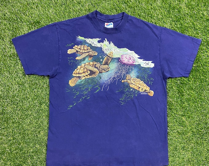 Vintage Sea Turtle T Shirt Tee Hanes Made USA Size Large L Planet Ocean Earth Day Green Sea Animals 1990s 90s