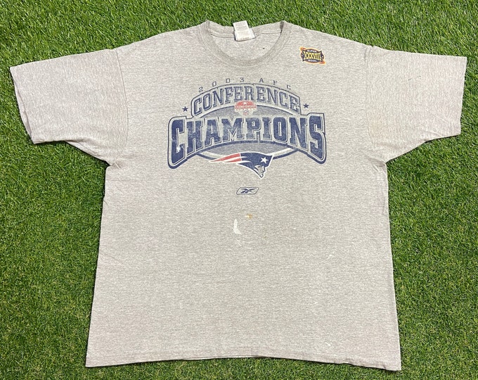 Vintage New England Patriots 2004 Super Bowl Champions T Shirt Tee Reebok Size Large L NFL Football Boston Massachusetts Brady 00s