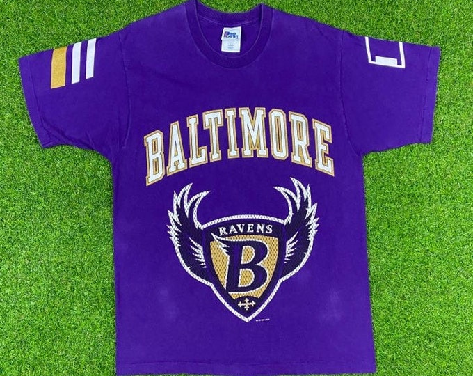 Vintage Baltimore Ravens T Shirt Tee Pro Layer Made USA Large NFL Football Maryland Orioles University of Maryland Ray Lewis All Over Print