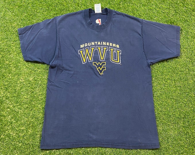 Vintage West Virginia University T Shirt Tee Pro Player Made USA Size Large L Mountaineers WVU NCAA College Football Classic 1990s
