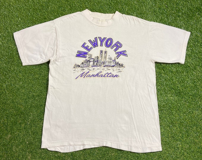 Vintage Manhattan New York T Shirt Tee Size Large L Big Apple Broadway NYC Times Square Statue of Liberty 1990s 90s