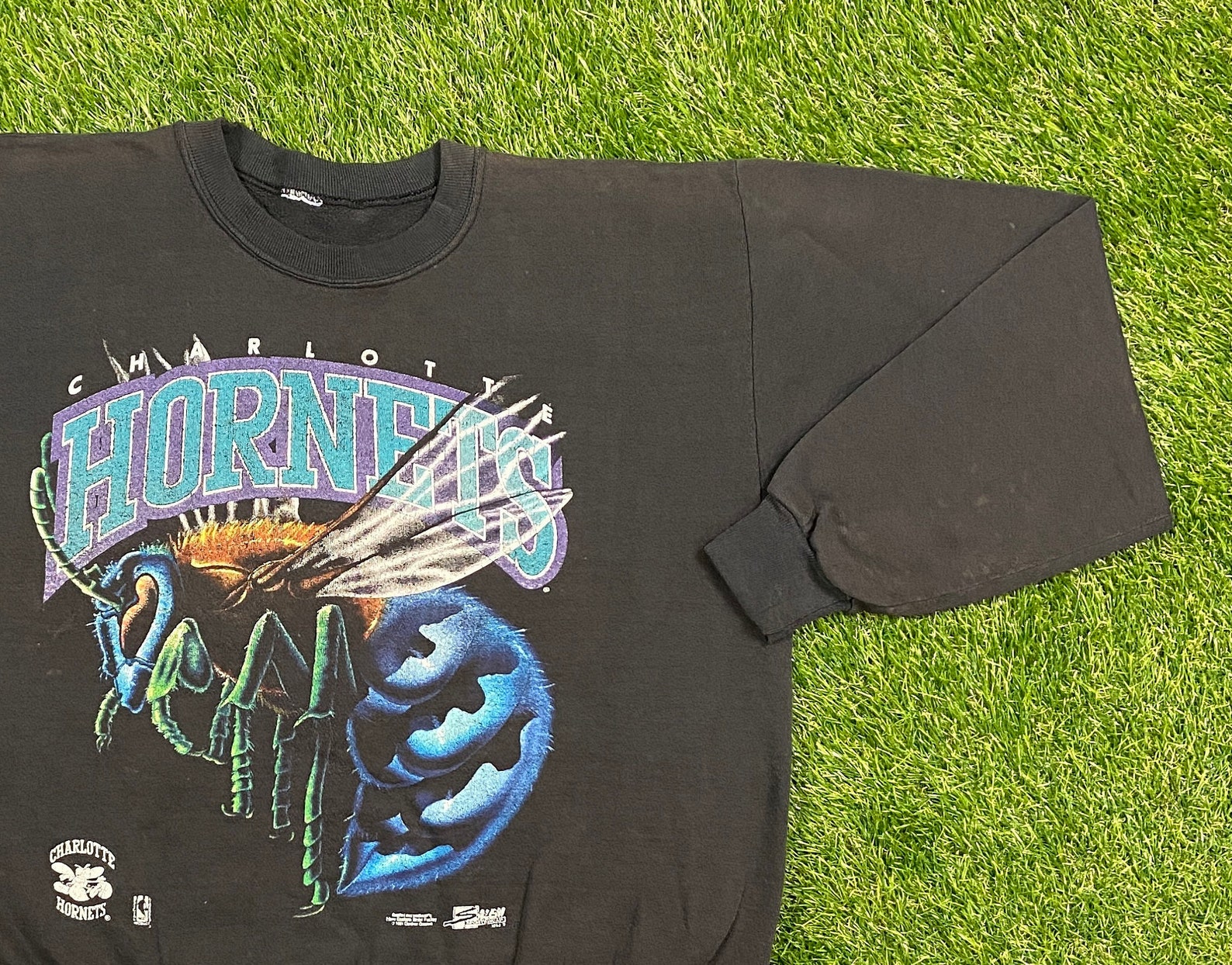 charlotte hornets vintage crewneck
