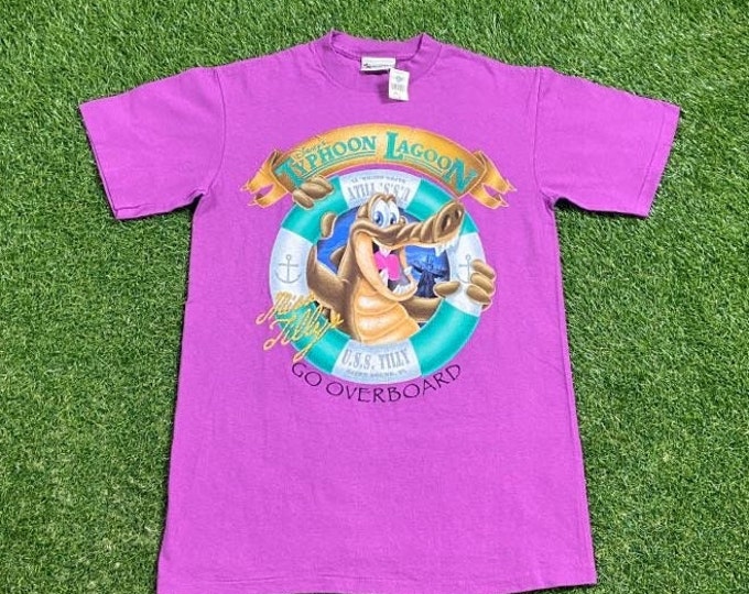 Vintage Disney's Typhoon Lagoon T Shirt Tee Made USA Size Small S Mickey Mouse Walt Disney World Magic Kingdom WDW Disneyland 1990s 90s