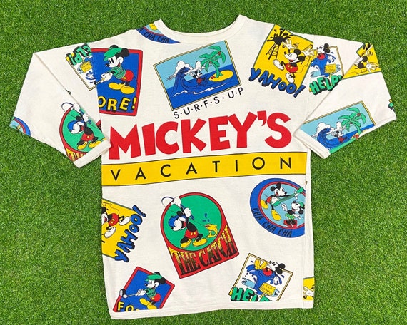 Vintage 90s Walt Disney World Mickey Mouse crewneck sweatshirt  made in USA  size Large