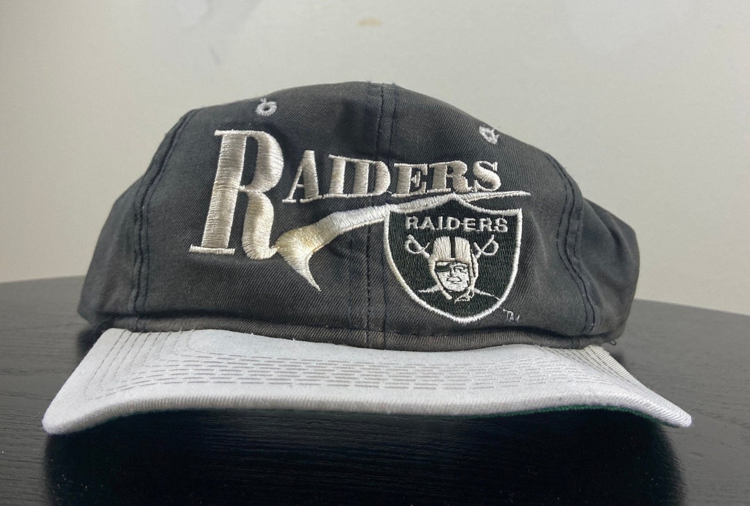 RARE Los Angeles Raiders Vintage 1990s Sports Specialties
