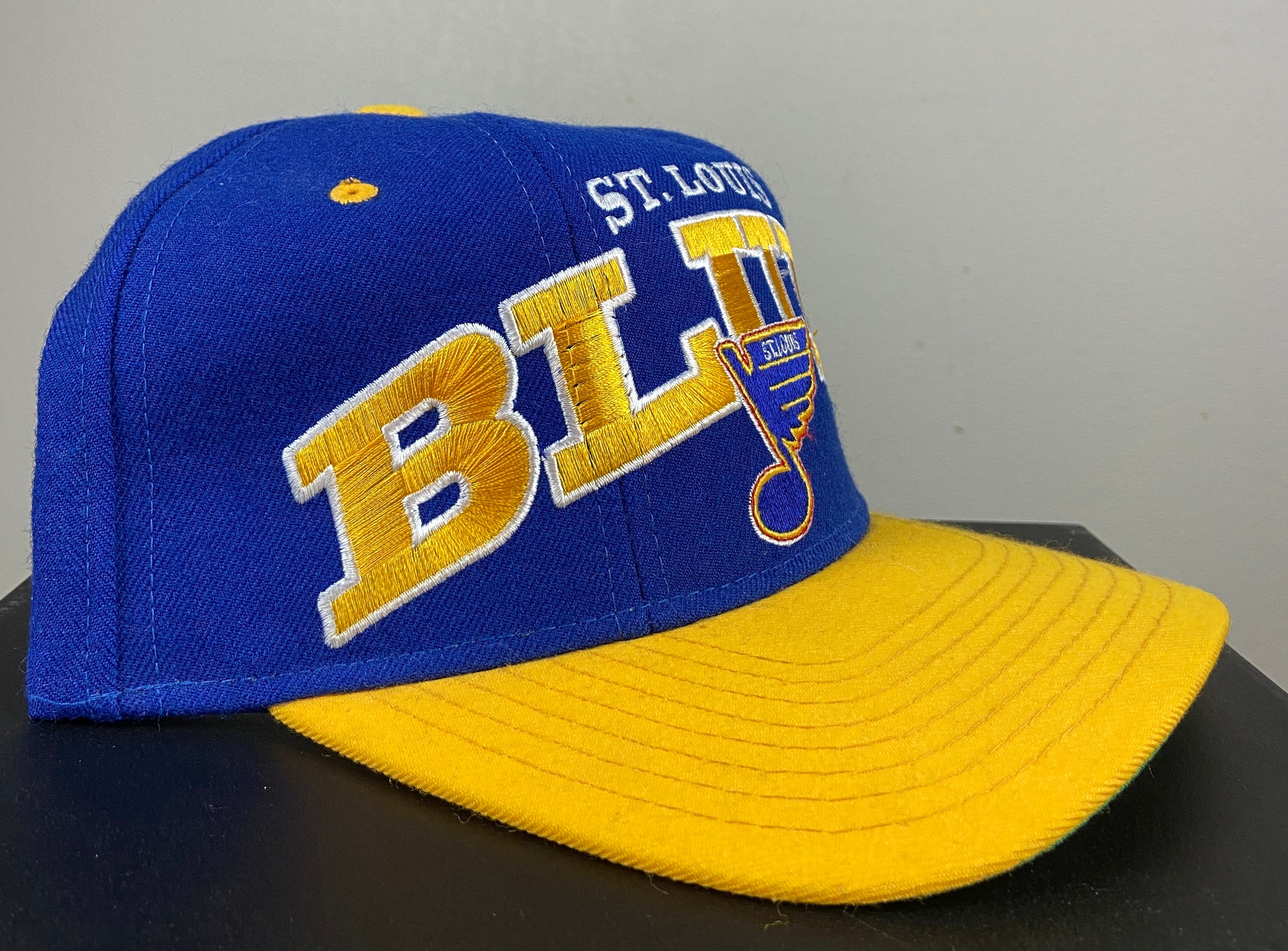 Buy Vintage St Louis Blues Snapback Hat Starter NHL Hockey Online