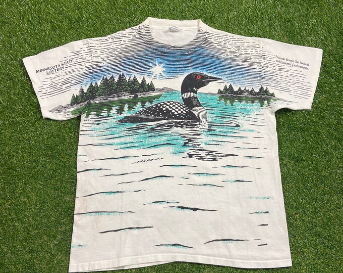 Vintage Minnesota State Lottery T Shirt Tee Made USA Size Xtra Large XL Jackpot Duck Animal Bird Environment Habitat 90s All Over Print