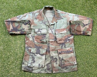 Vintage U.S. Army Camo Jacket Size Medium M Official Military Army Jacket Quality Warm Hunting Coat Hiking Jacket