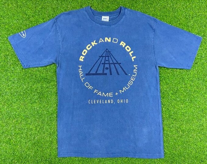 Vintage Rock and Roll Hall of Fame Museum T Shirt Medium Made in Canada Rare 1990s 90s Avan T 1995 Inaugural Year Cleveland Ohio Opening Day