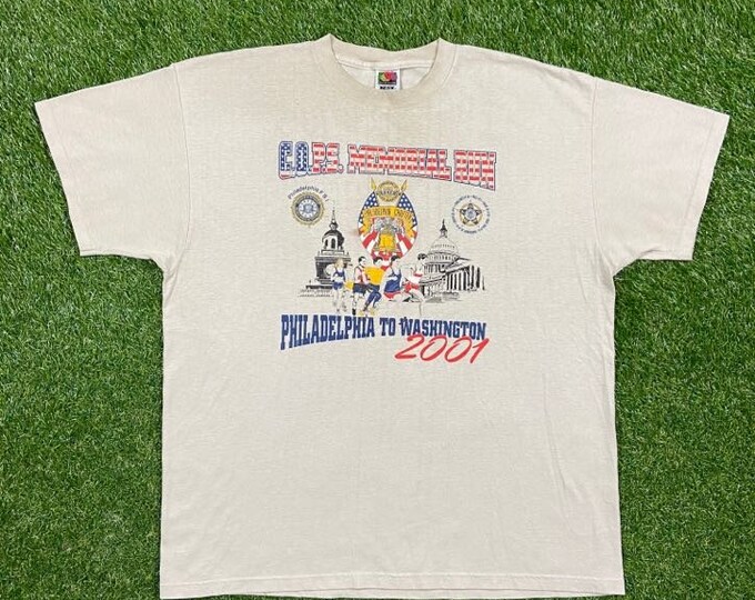 Vintage COPS Memorial Run 2001 T Shirt Tee Fruit of the Loom Size 2XL XXL Philadelphia to Washington Officer Cop 1990s 90s