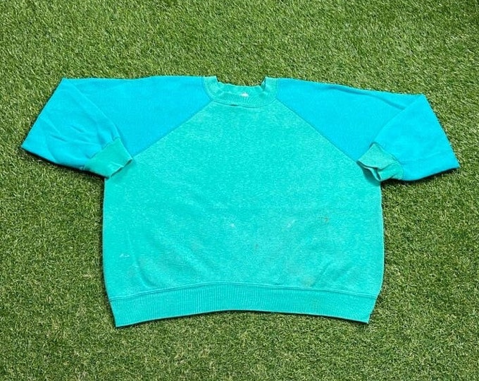 Vintage Green Gap Two Tone Crewneck Sweatshirt Made USA Size Xtra Large XL The Gap American Worldwide Clothing Accessories Retail Yeezy