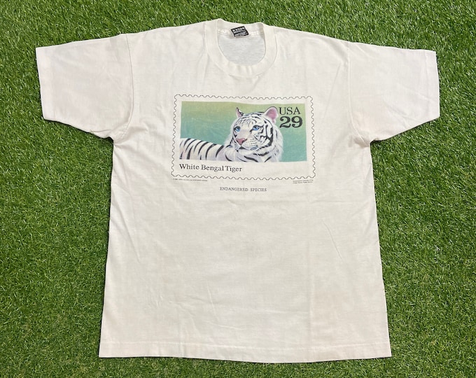 Vintage White Bengal Tiger T Shirt Tee Made USA Size Xtra Large XL Animals Habitat Endangered Species Earth Day Jungle Big Cat 1990s 90s