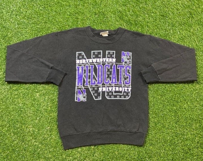 Vintage University of Northwestern Wildcats Crewneck Sweatshirt Made USA Size Large NCAA College Basketball 1990s Classic Pull Over 90s