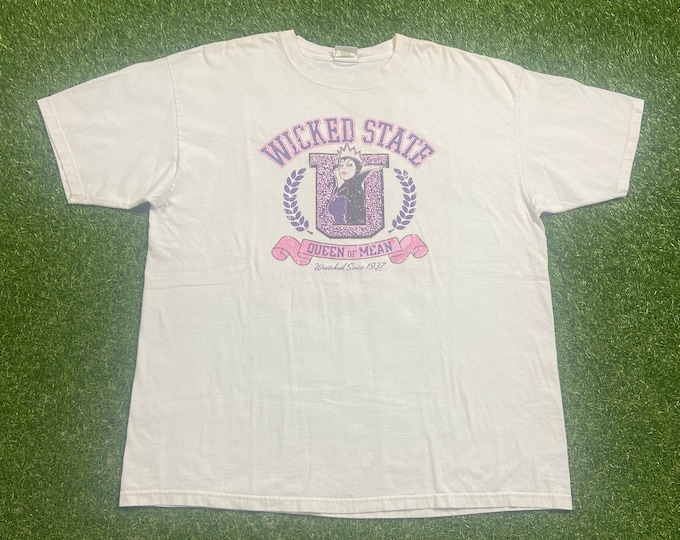 Vintage Wicked Queen T Shirt Tee The Disney Store Size XXL 2XL Snow White Walt Disney World Magic Kingdom Mickey Mouse 1990s 90s