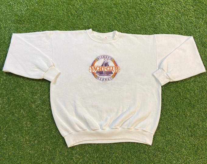 Vintage Disney's Yacht Club Resort Crewneck Sweatshirt Made USA Size Large L Walt Disney World WDW Disneyland Magic Kingdom Mickey Mouse 90s