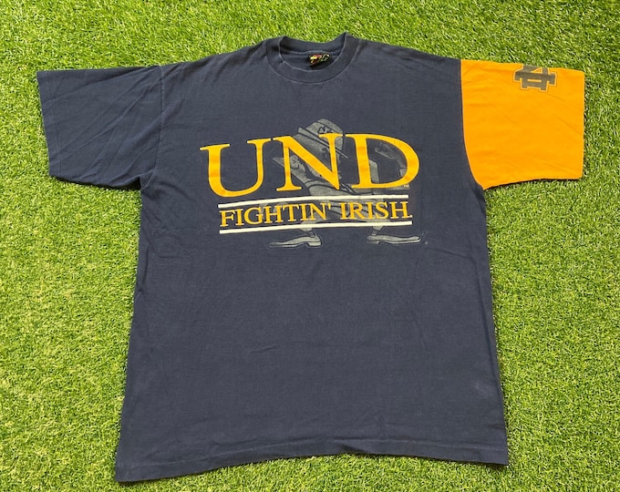 Vintage University of Notre Dame T Shirt Tee Tsi Sportswear Made USA Size Xtra Large XL Fighting Irish NCAA College Football 1990s 90s