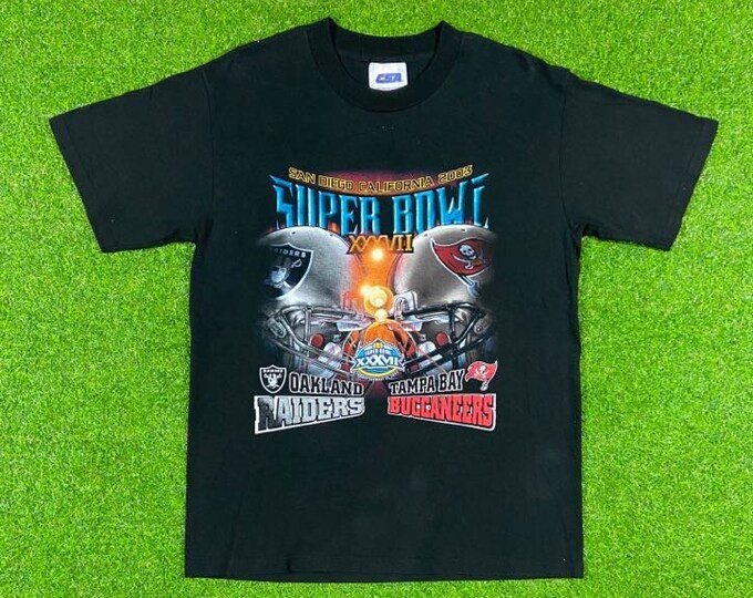 Vintage Tampa Bay Buccaneers vs Oakland Raiders Super Bowl XXVII T Shirt CSA Size Medium NFL Football San Diego California