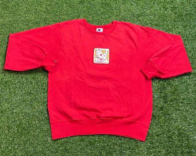 Vintage Kansas City Chiefs Crewneck Sweatshirt Champion Size Medium M NFL Football Mahomes Missouri 1990s 90s Pull Over Oversized