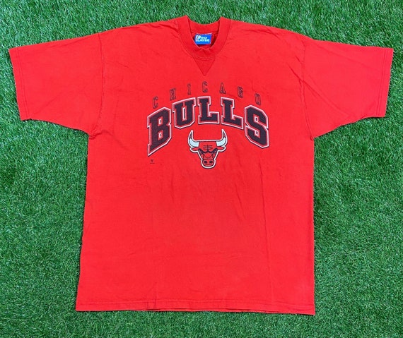 Sports / College Vintage NBA Chicago Bulls Michael Jordan Tee Shirt 1990s Size Small Made in USA