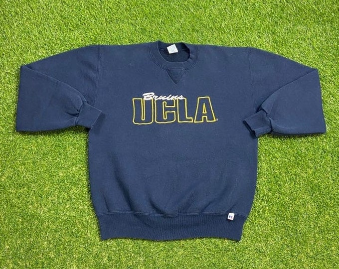 Vintage UCLA Bruins Crewneck Sweatshirt Made USA Size Medium M NCAA College Basketball University California Los Angeles Pull Over 1990s