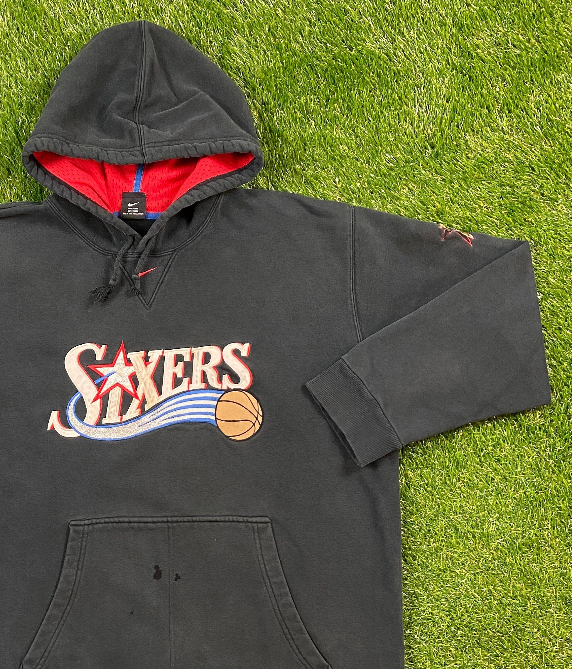 Vintage Philadelphia 76ers Hoodie 