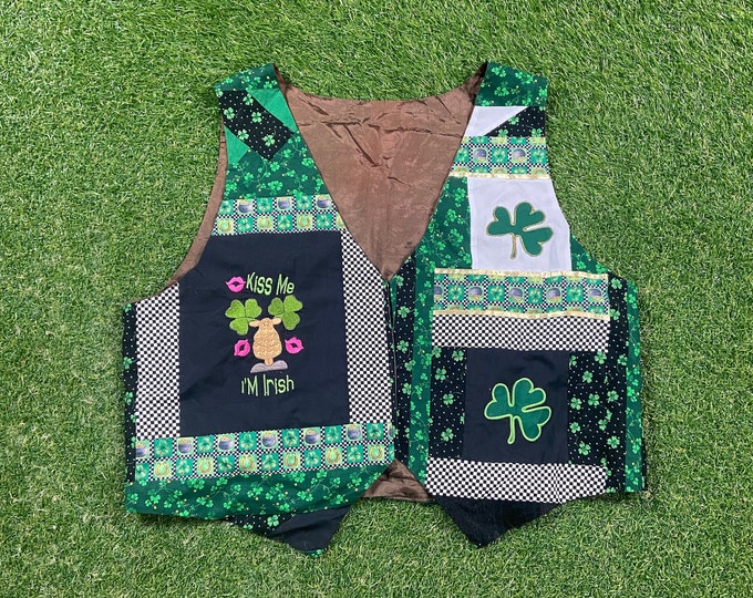 Vintage St Patrick's Day Vest Size Small S March 17th Kiss Me I'm Irish Ireland Holiday Celebration 1980s 80s