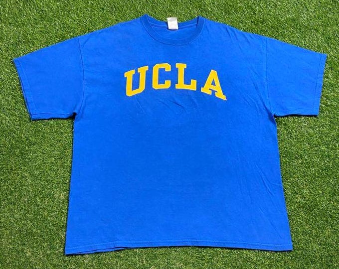 Vintage University of California Los Angeles T Shirt Tee Size XXL 2XL UCLA Bruins NCAA College Football Basketball La Cali 1990s 90s