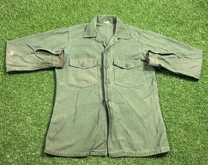 Vintage Military Green Button Down Shirt Size Medium M Army Marines Navy Air Force United States Veteran 1990s 90s