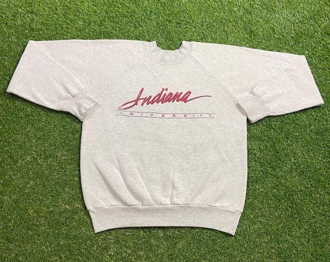 Vintage Indiana University Hoosiers Crewneck Sweatshirt Made USA Size Large L NCAA College Basketball IU Classic Pull Over Oversized 1990s