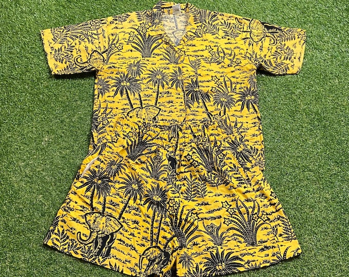Vintage Multicolor Pattern Set Button Down Shirt Shorts Size Medium M Beach Wacky Fun Art Original Classic Party Festival Pop 1990s 90s