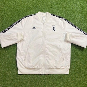 Vintage Juventus vindjacka Adidas storlek Xtra Large XL Inter Milan Italien VM Fotboll MLS lätt regnjacka 00-tal