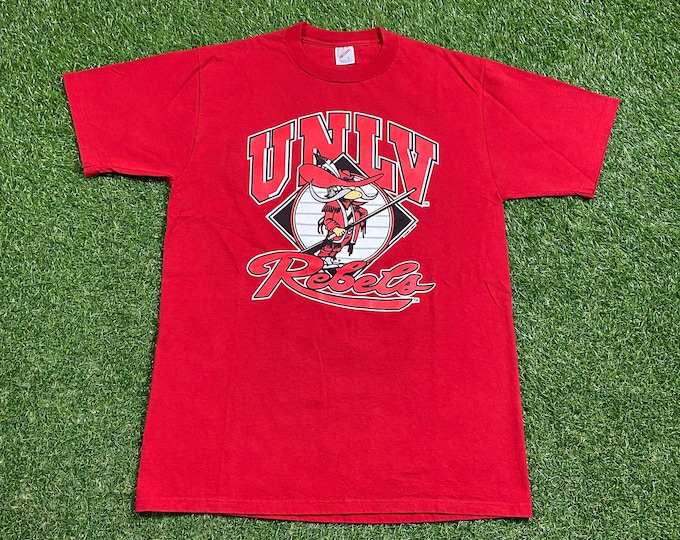 Vintage UNLV University of Nevada Running Rebels T Shirt Tee Made USA Size Large L Las Vegas NCAA College Basketball 1990s 90s