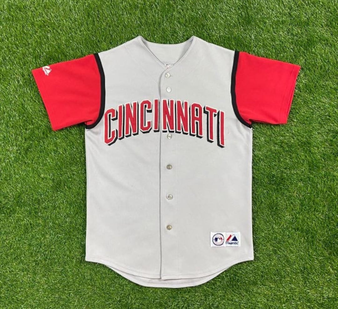 Vintage Cincinnati Reds Baseball Jersey Majestic Size Large 