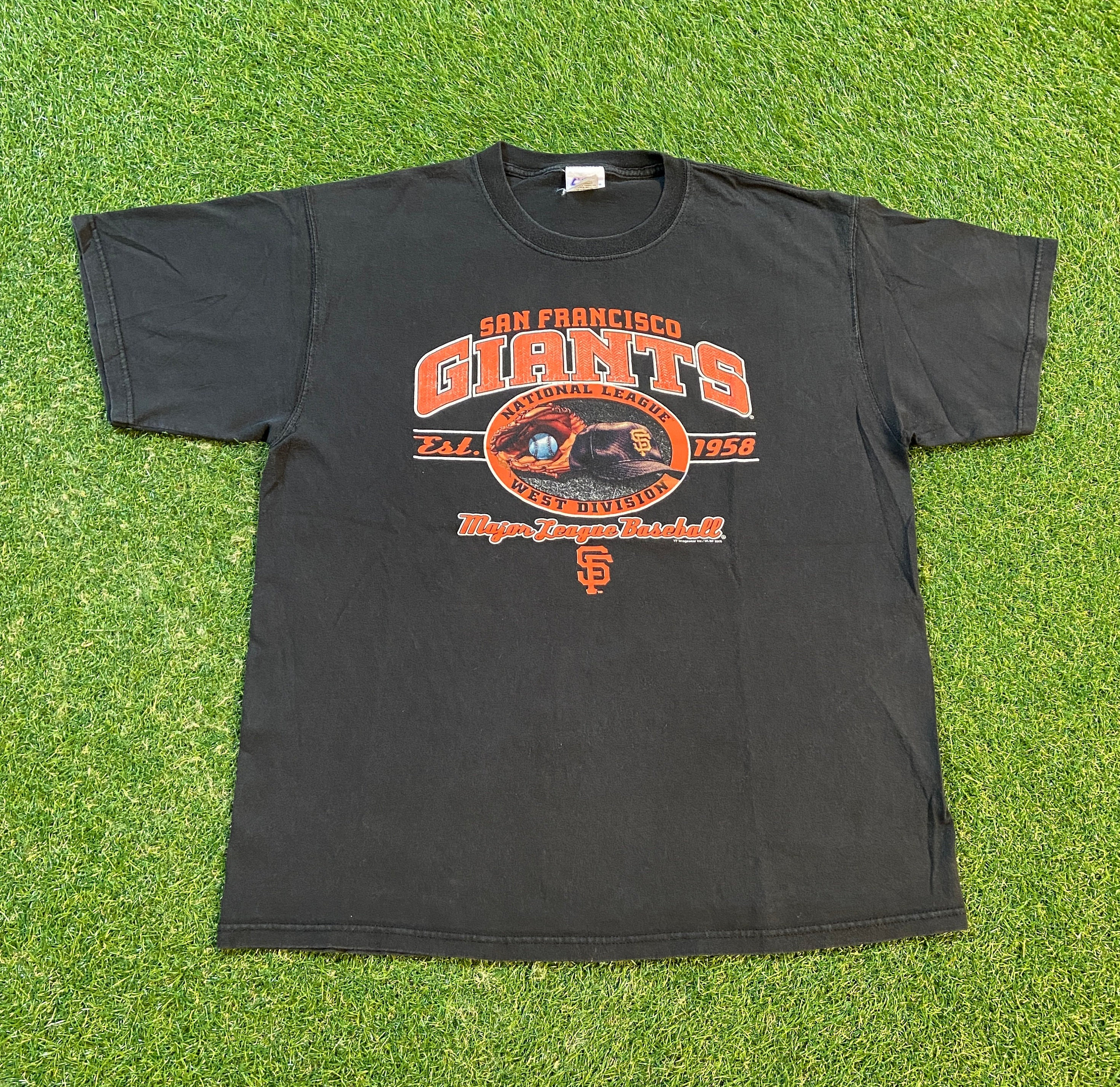 San Francisco Giants Shirt 90s Tunes Shirt MLB Tshirt Baseball 