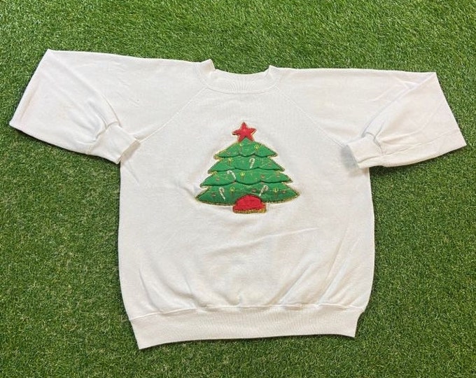 Ugly Christmas Sweater Vintage Tacky Holiday Party Merry Santa Claus Holidays Made USA Size Large L Classic Xmas Christmas Tree Pull Over