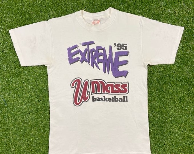 Vintage University of Massachusetts Minutemen 1995 T Shirt Athletic Tee Made USA Size Large UMASS NCAA Basketball 90's Amherst Boston 90s