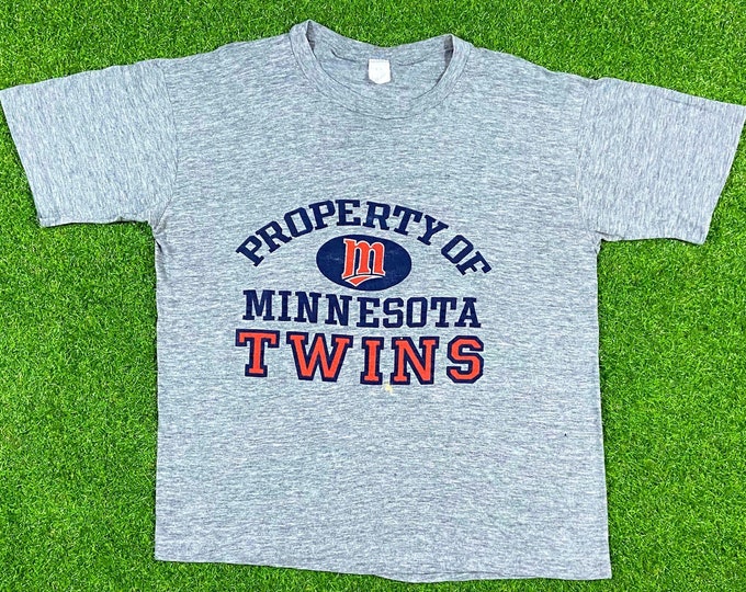 Vintage Minnesota Twins Property Spell Out T Shirt Tee Fits Large MLB 1980s Classic Baseball Heather Grey 80s Rayon Tri Blend
