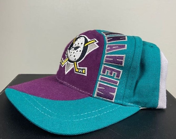 Anaheim Mighty Ducks Vintage Logo 7 Spell Out Snapback Cap Hat - NWT –  thecapwizard