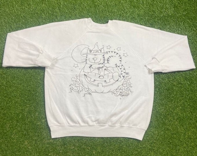 Vintage Halloween Crewneck Sweatshirt Made USA Size Xtra Large XL Haunted House Trick or Treat Oct 31 Spooky Pull Over Oversized
