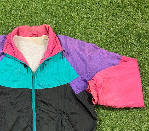 マウンテンパーカー　ナイロン　トラックジャケット　古着 Vintage Graphic Windbreaker Zip up Jacket Size Large L
