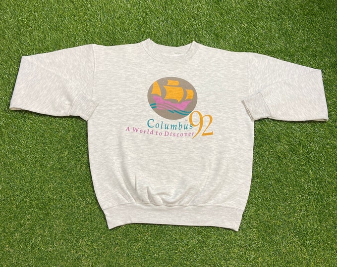 Vintage Columbus 92 A World to Discover Crewneck Sweatshirt Size Large L Quality 1990s Oversized Comfy Great Fit Original 90s Pull Over