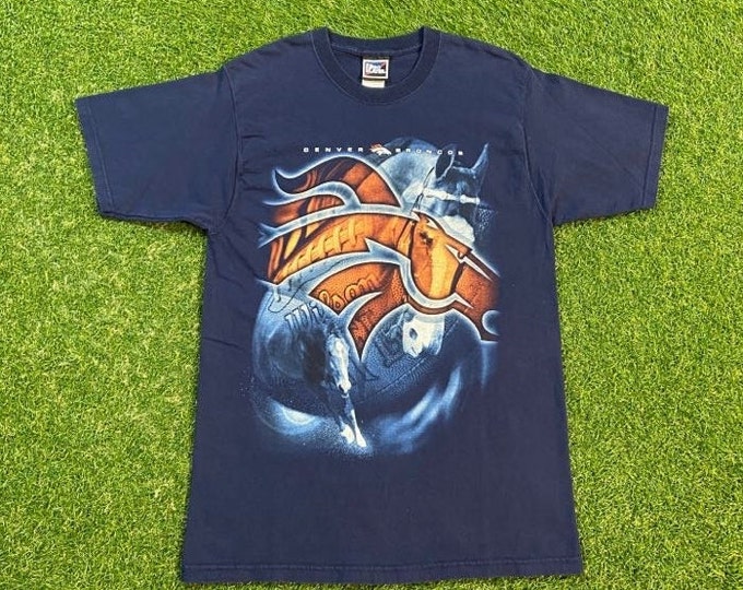 Vintage Denver Broncos T Shirt Tee Pro Player Size Medium M NFL Football Colorado Elway 1990s 90s