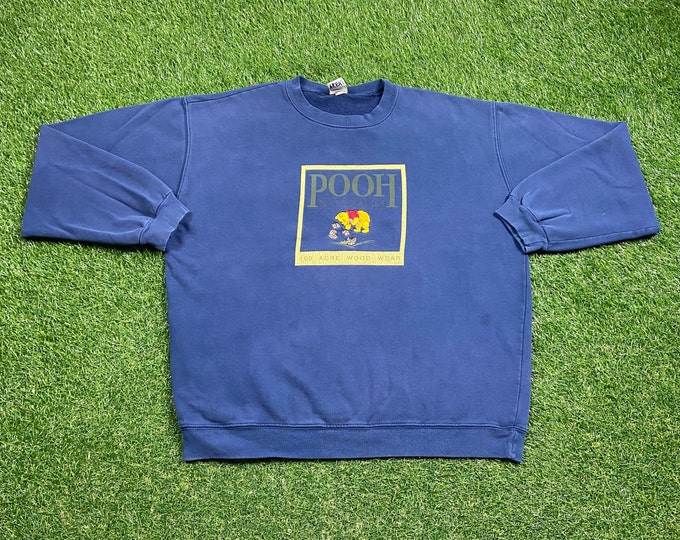 Vintage Winnie the Pooh Bear Crewneck Sweatshirt Made USA Size Large L Walt Disney World 90s Wdw Disneyland Piglet Tigger Pull Over 1990s