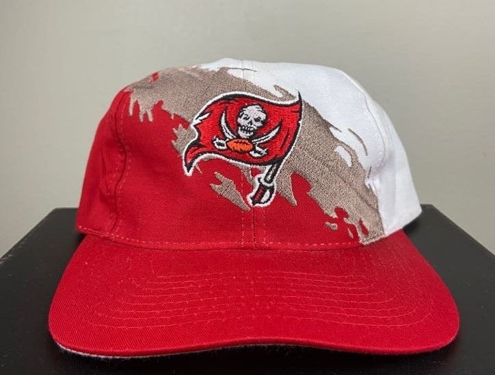 Vintage Tampa Bay Buccaneers Snapback 